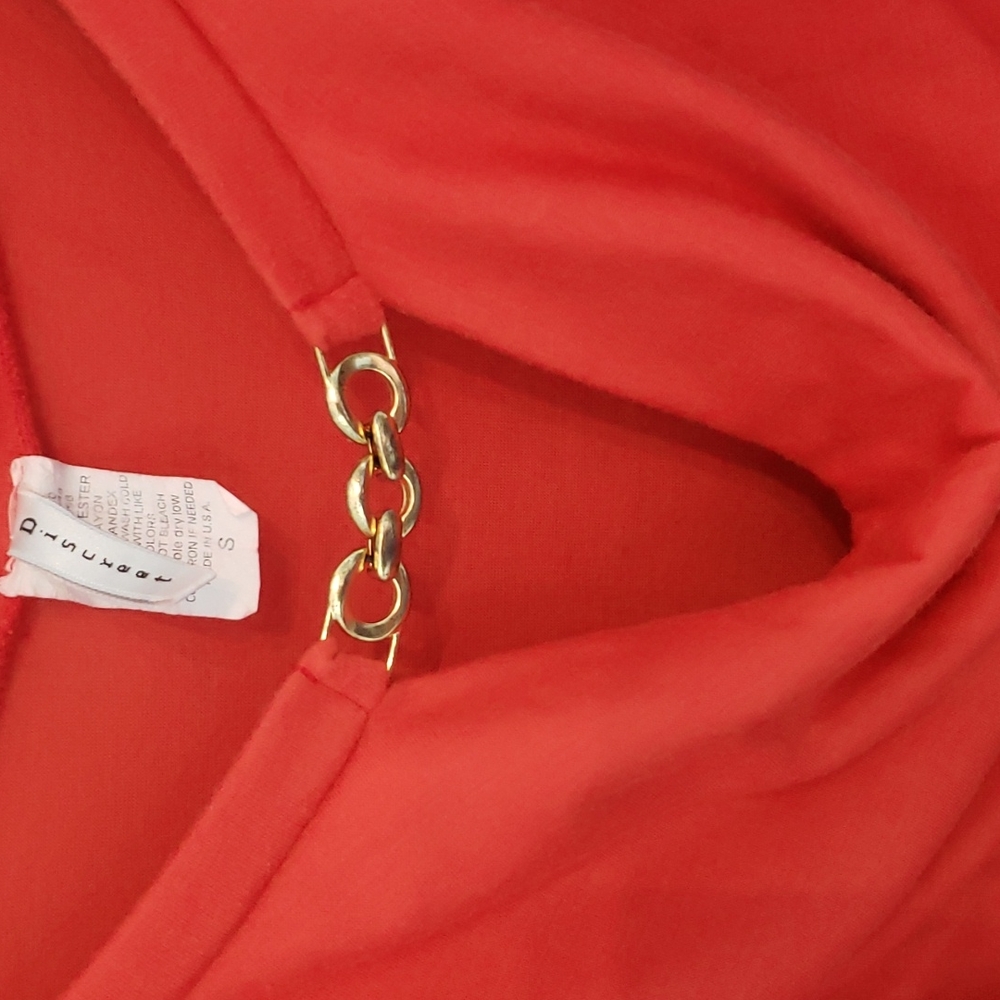 Woman's Cold-shoulder Top - Picture 7 of 16